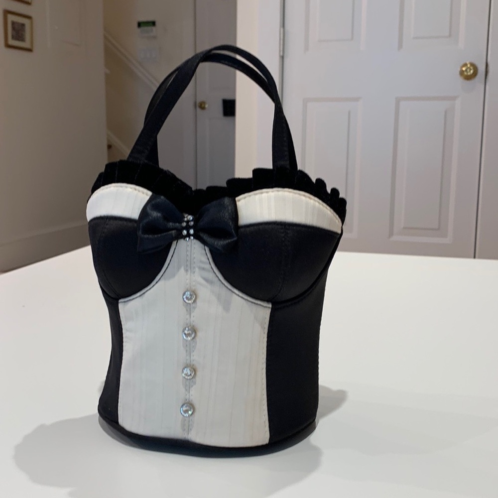 Vintage 80 black and cream cocktail bag